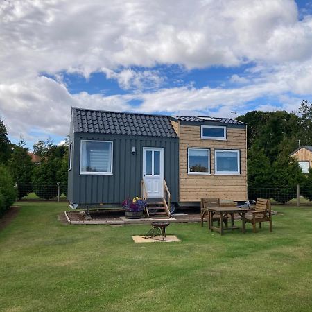 The Cedar Tiny House Villa Coldingham Eksteriør bilde