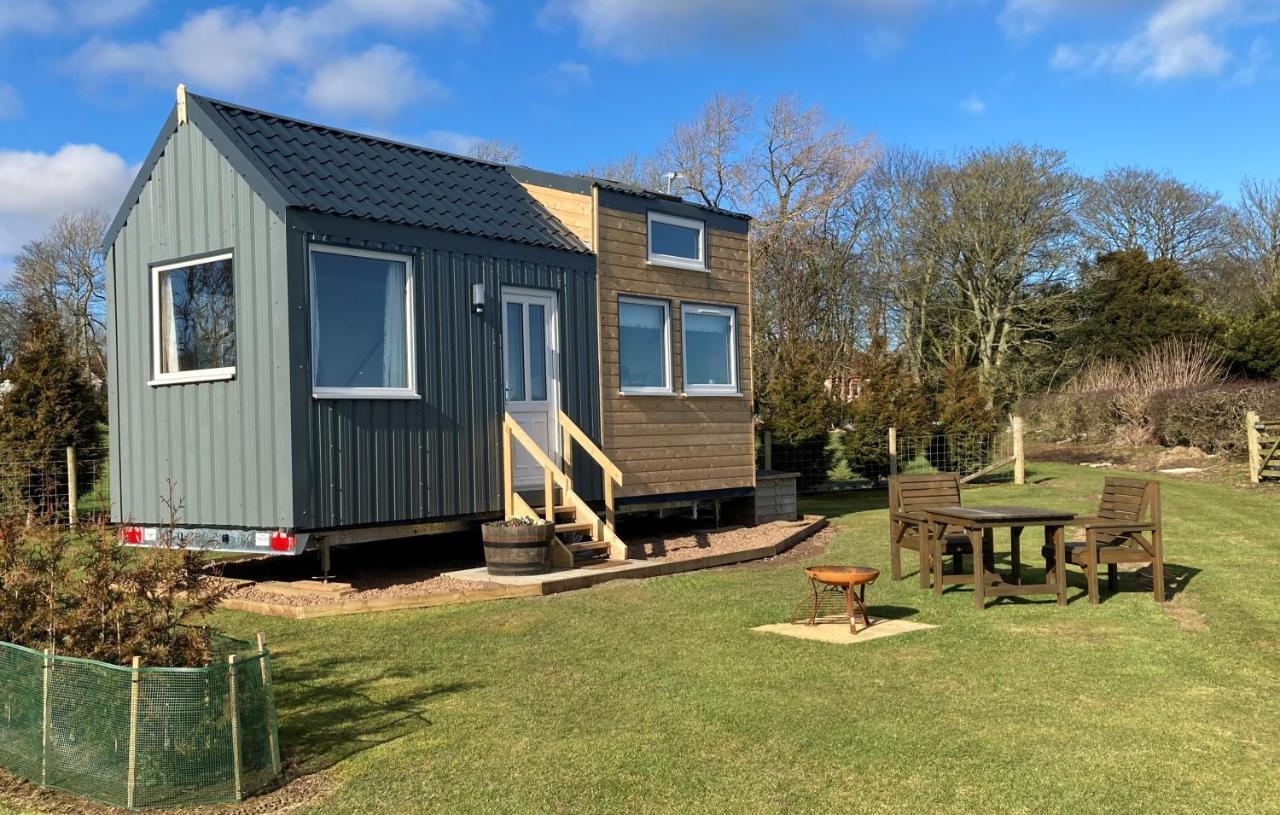 The Cedar Tiny House Villa Coldingham Eksteriør bilde