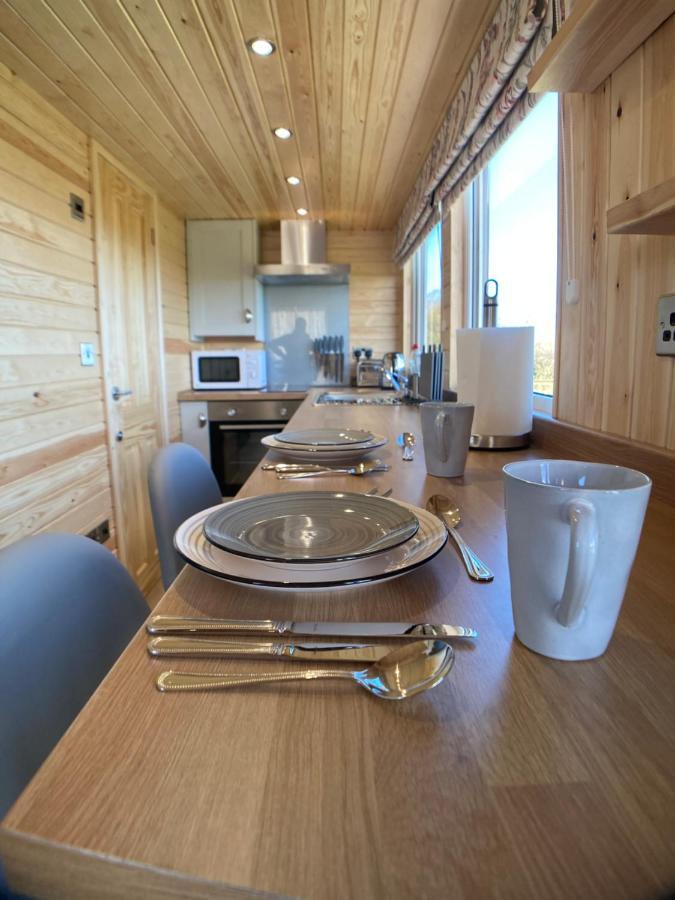 The Cedar Tiny House Villa Coldingham Eksteriør bilde