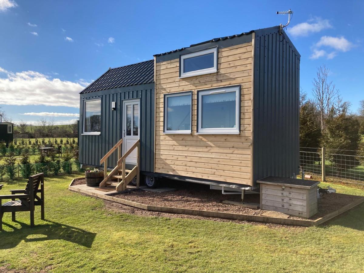 The Cedar Tiny House Villa Coldingham Eksteriør bilde