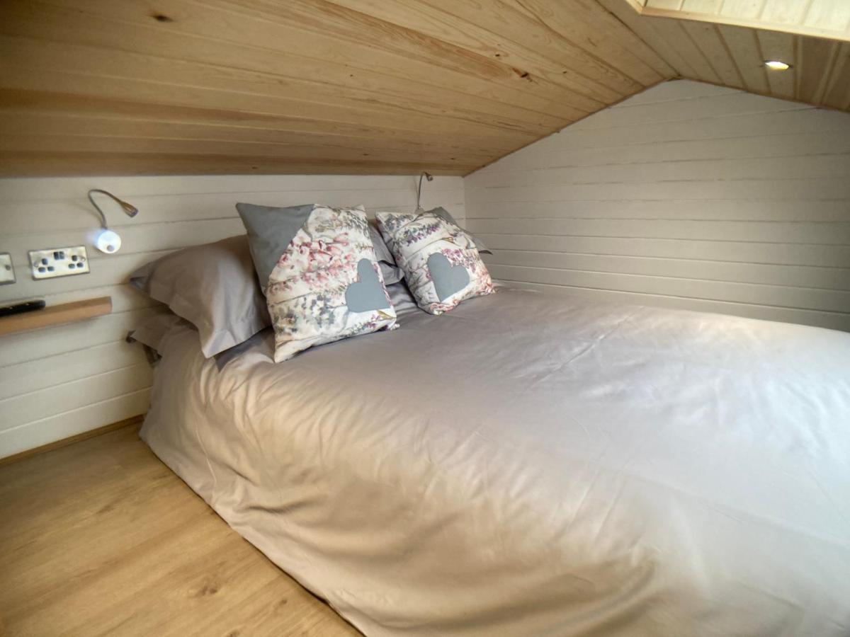 The Cedar Tiny House Villa Coldingham Eksteriør bilde