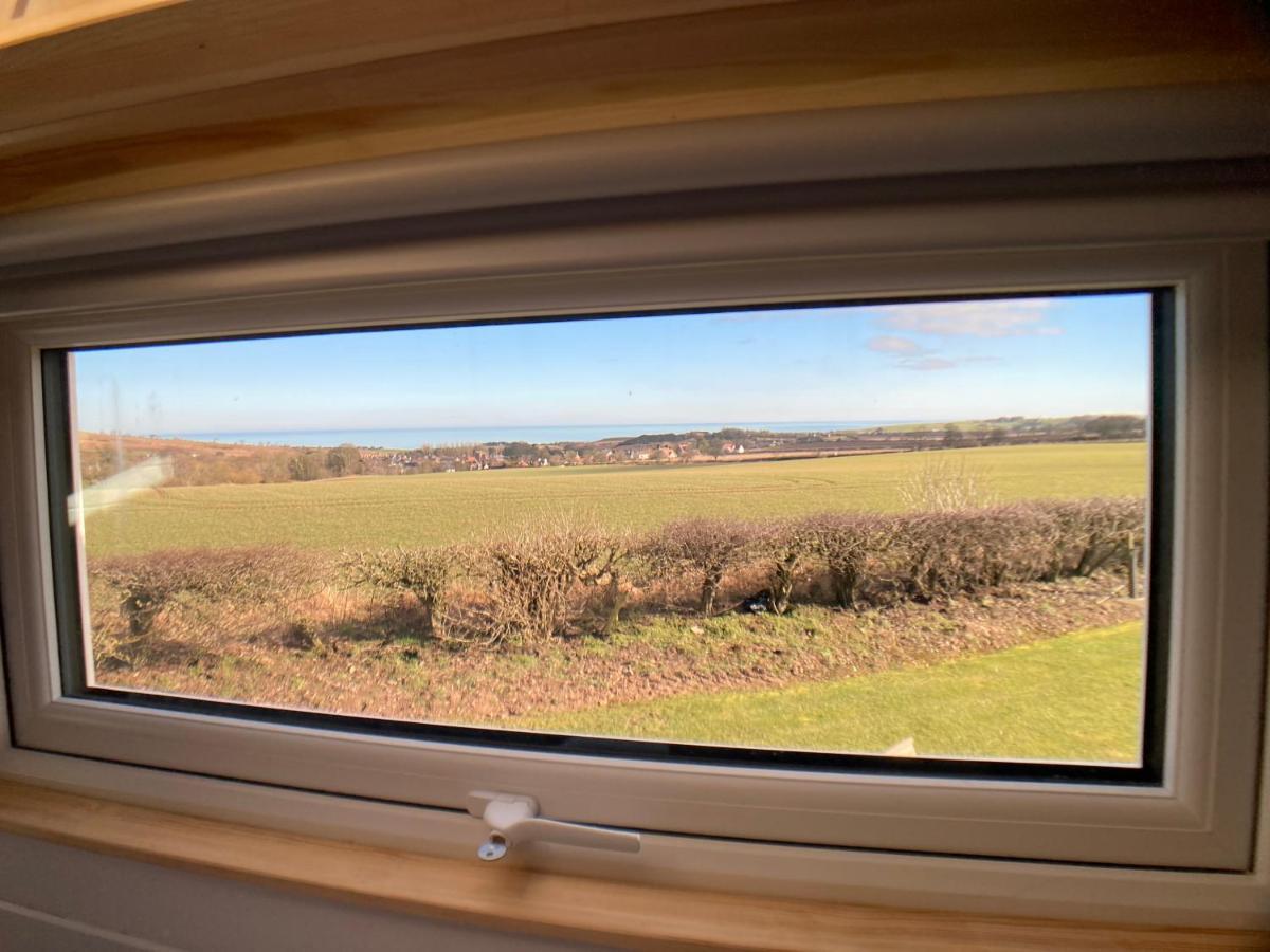 The Cedar Tiny House Villa Coldingham Eksteriør bilde